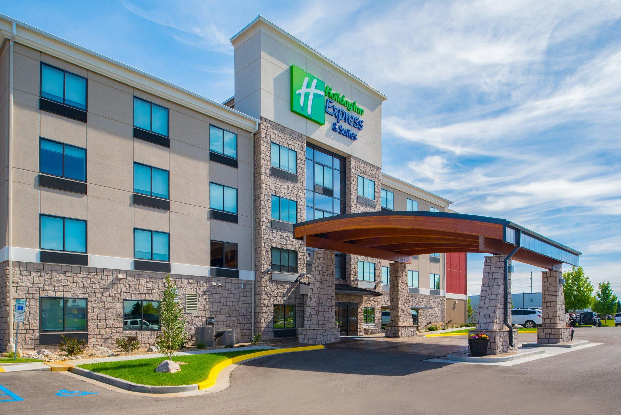 Holiday Inn Express & Suites Bismarck by IHG primary photo
