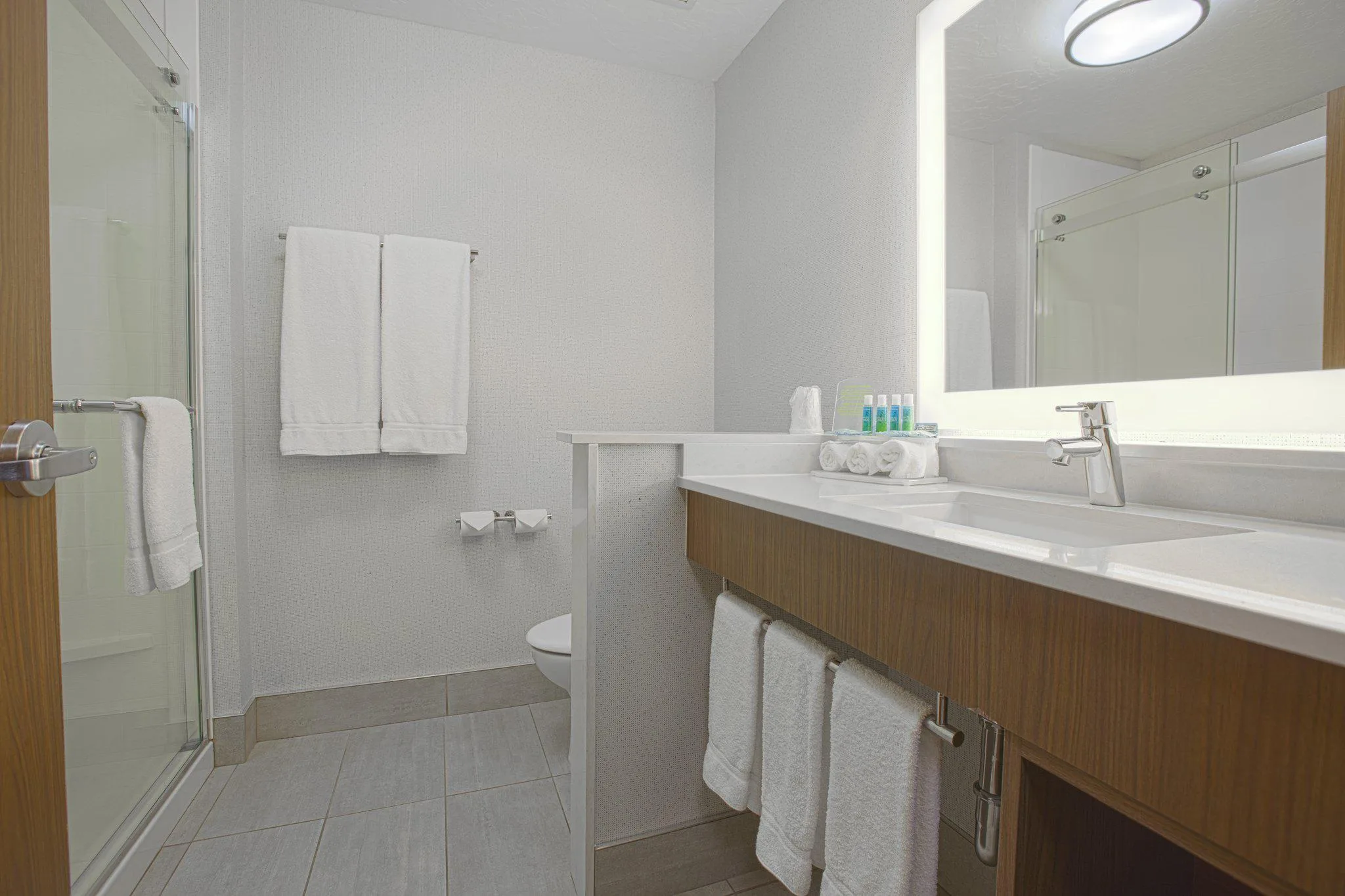 Holiday Inn Express & Suites Boise Airport by IHG gallery image