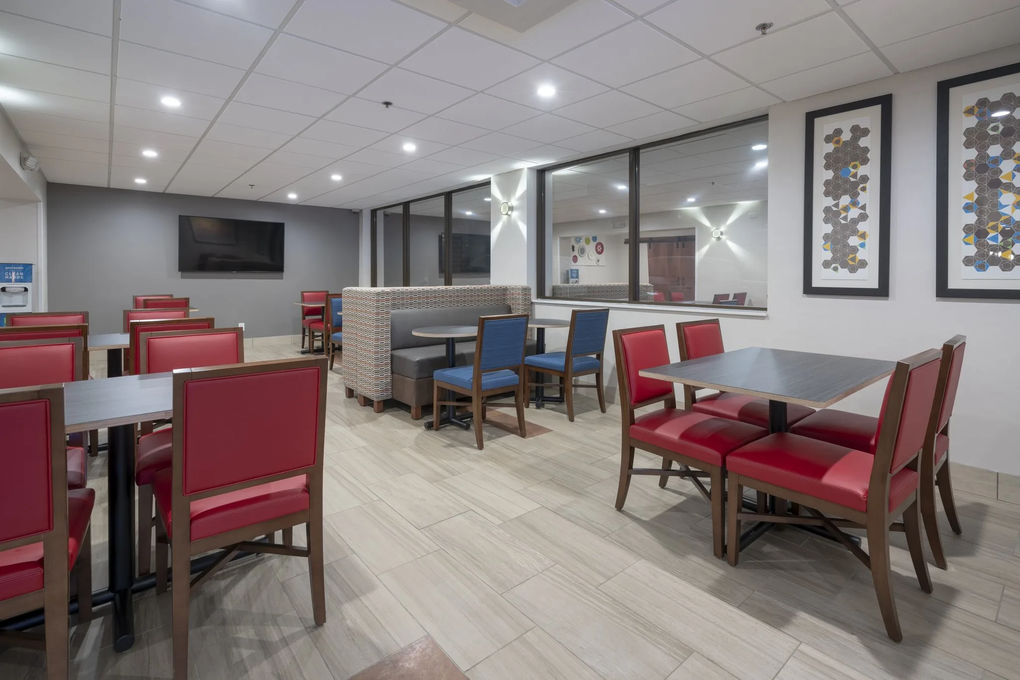 Holiday Inn Express & Suites Coon Rapids-Blaine Area, By IHG Hotel gallery image