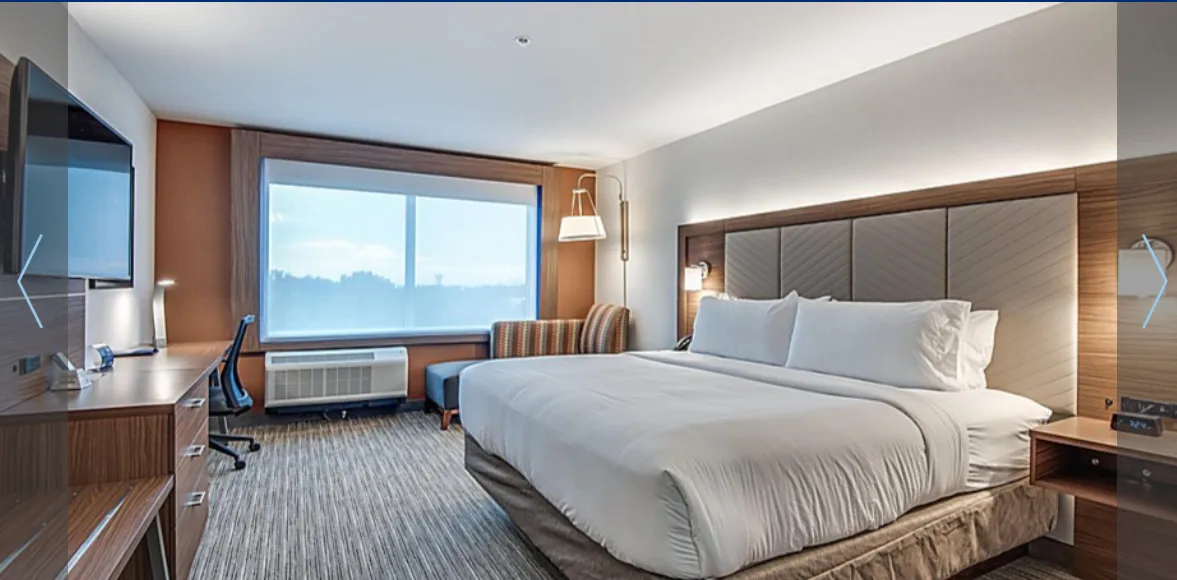 Holiday Inn Express & Suites Dallas North - Addison gallery image