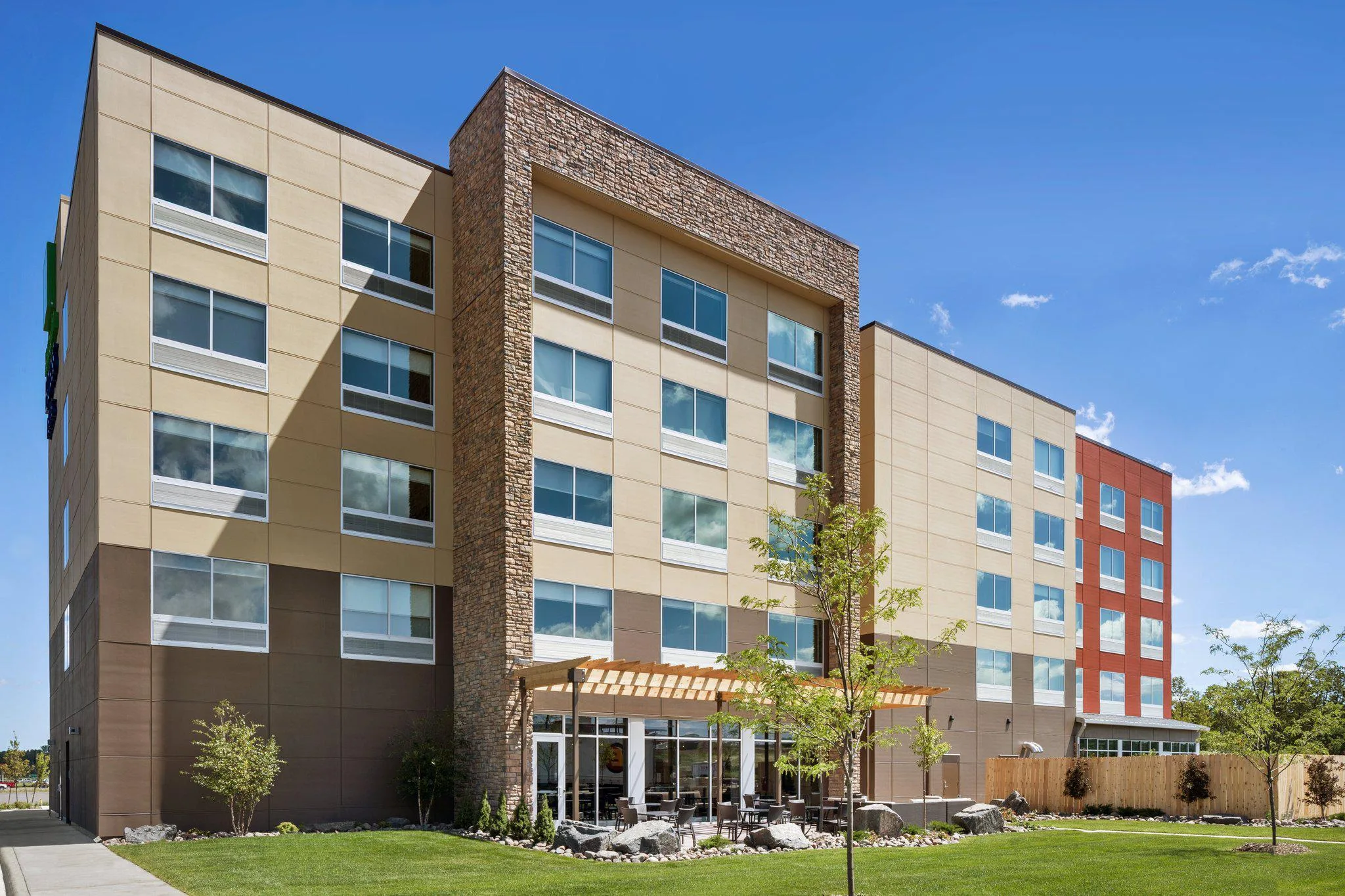 Holiday Inn Express & Suites Duluth North - Miller Hill by IHG