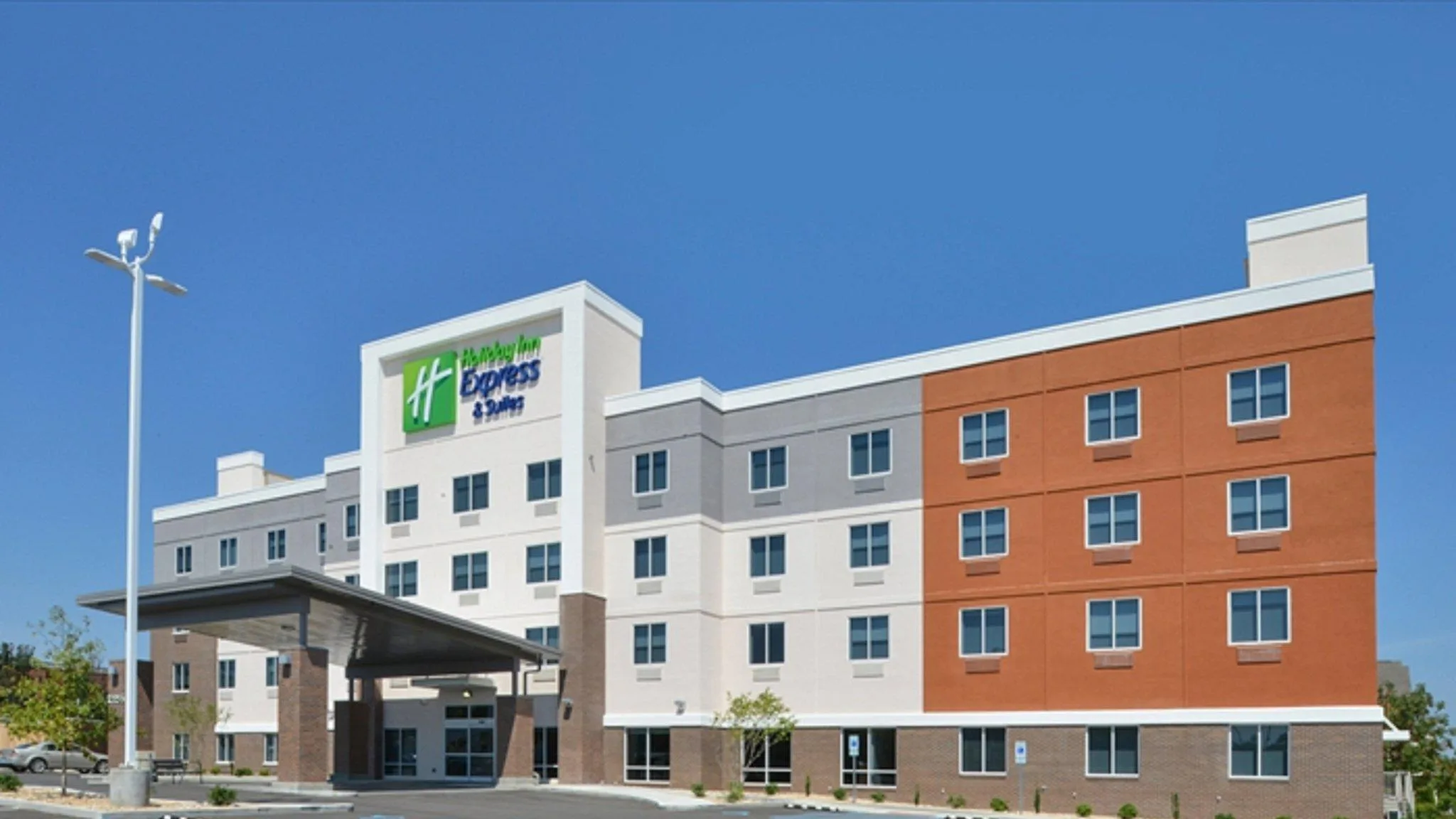 Holiday Inn Express & Suites Lexington - Hamburg Area by IHG primary photo