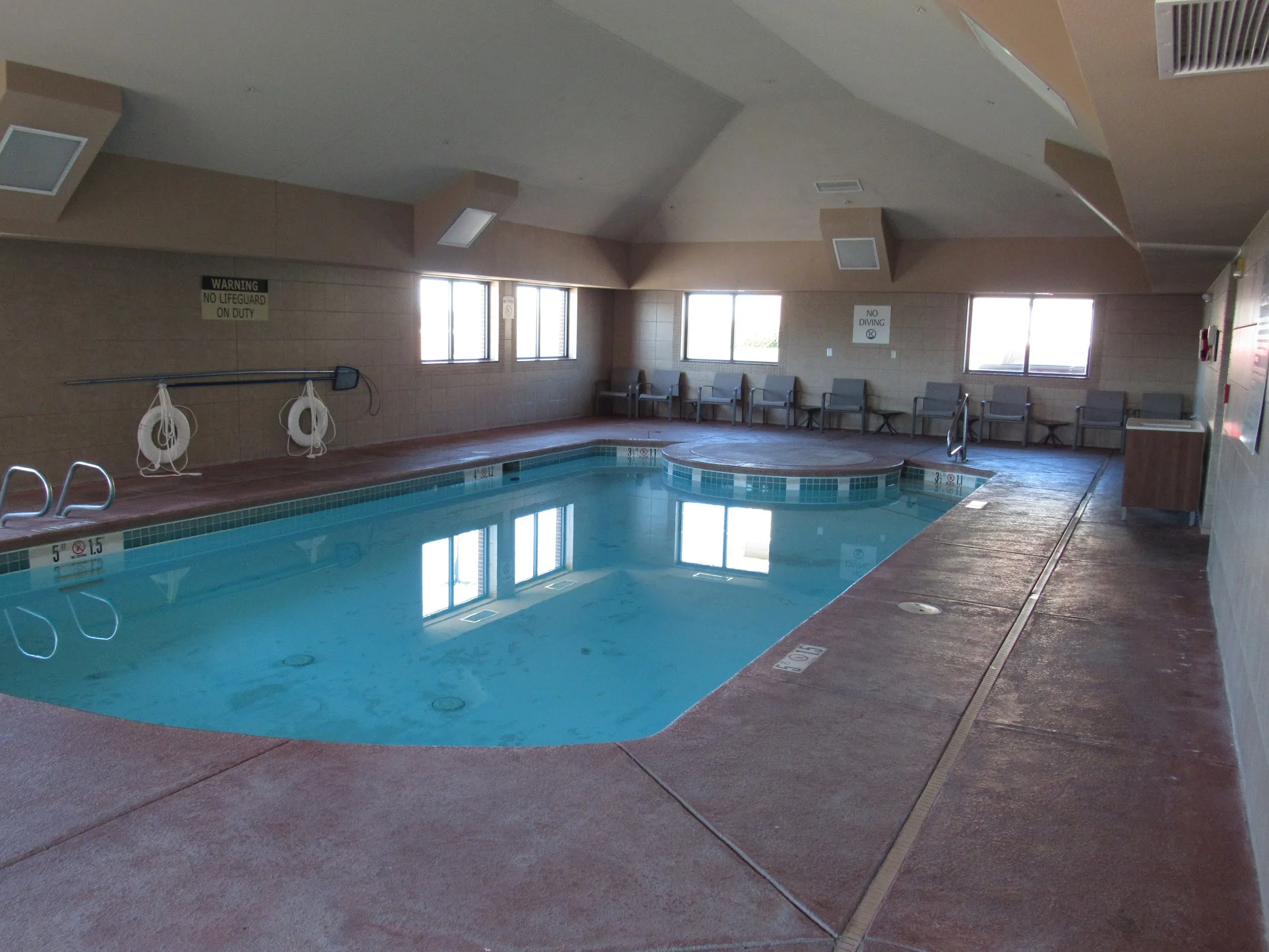 Holiday Inn Express & Suites Lincoln South by IHG gallery image