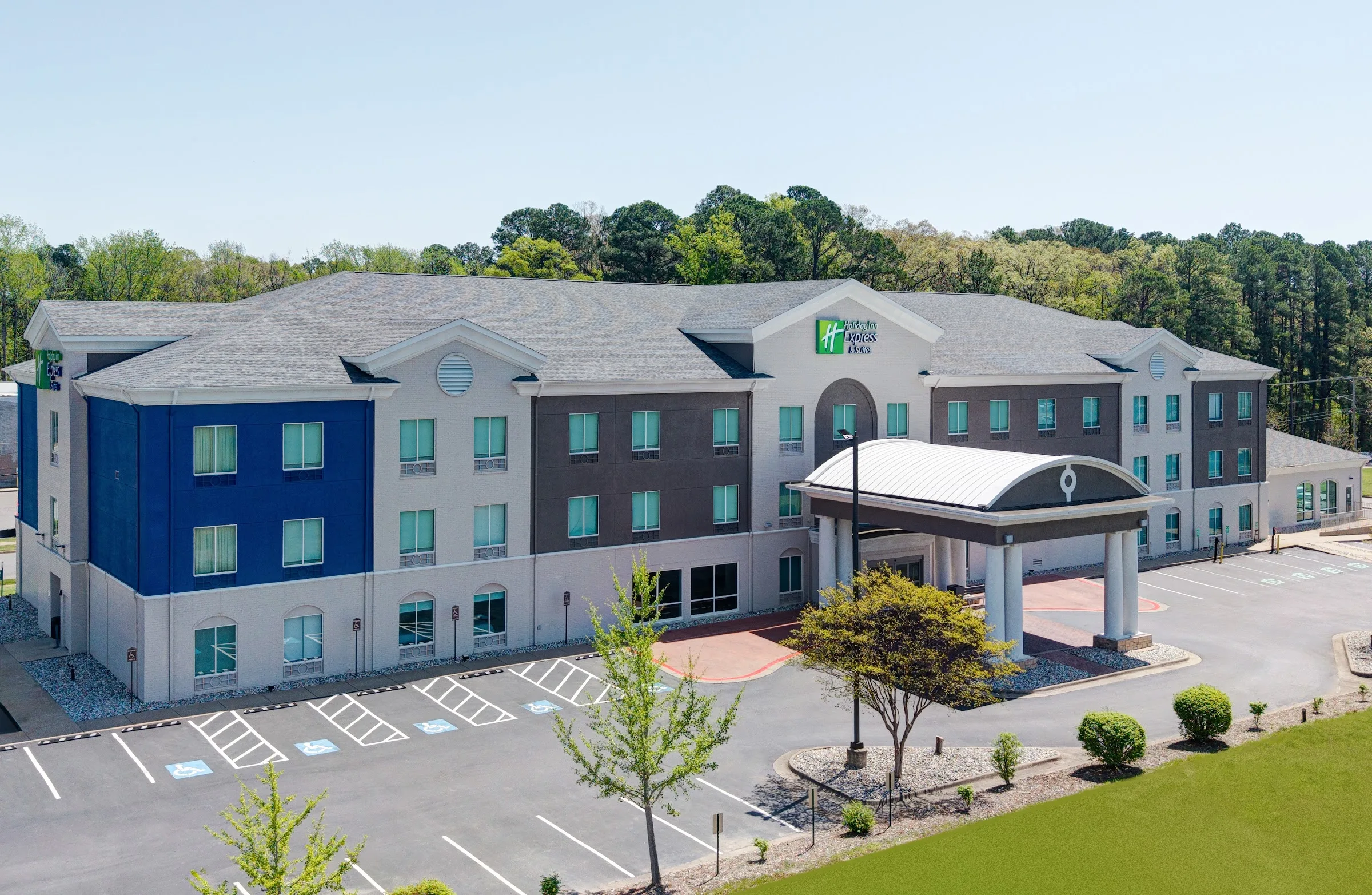 Holiday Inn Express & Suites Little Rock-West by IHG primary photo