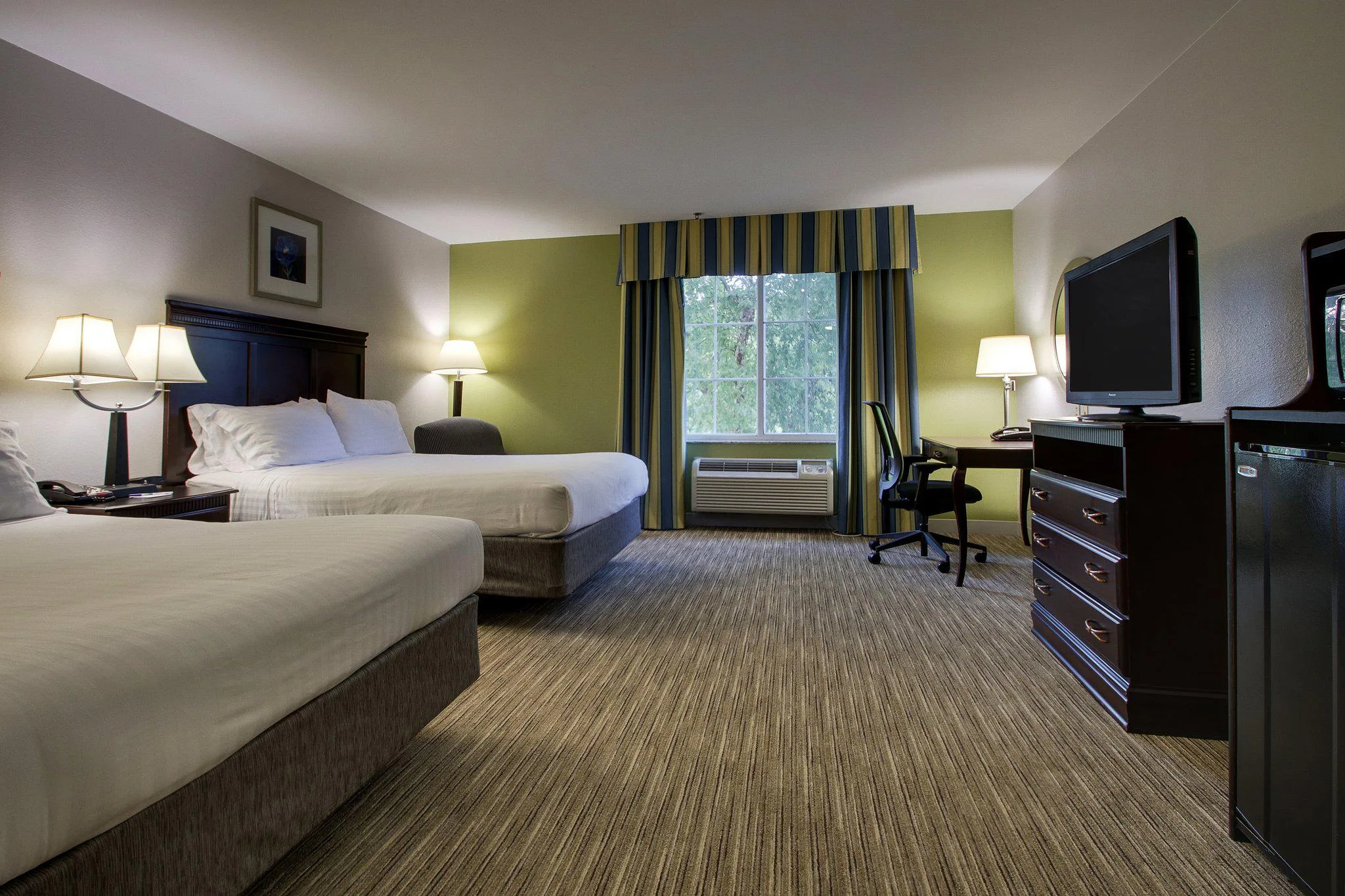 Holiday Inn Express & Suites Middleboro Raynham by IHG gallery image