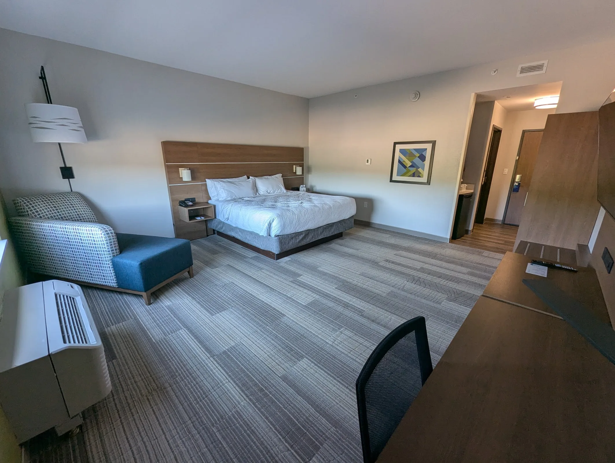 Holiday Inn Express & Suites Moundsville, an IHG Hotel gallery image