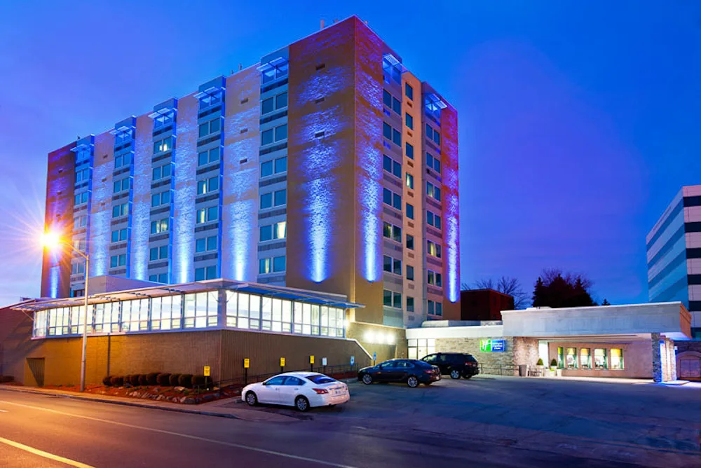Holiday Inn Express & Suites Pittsburgh West - Green Tree by IHG
