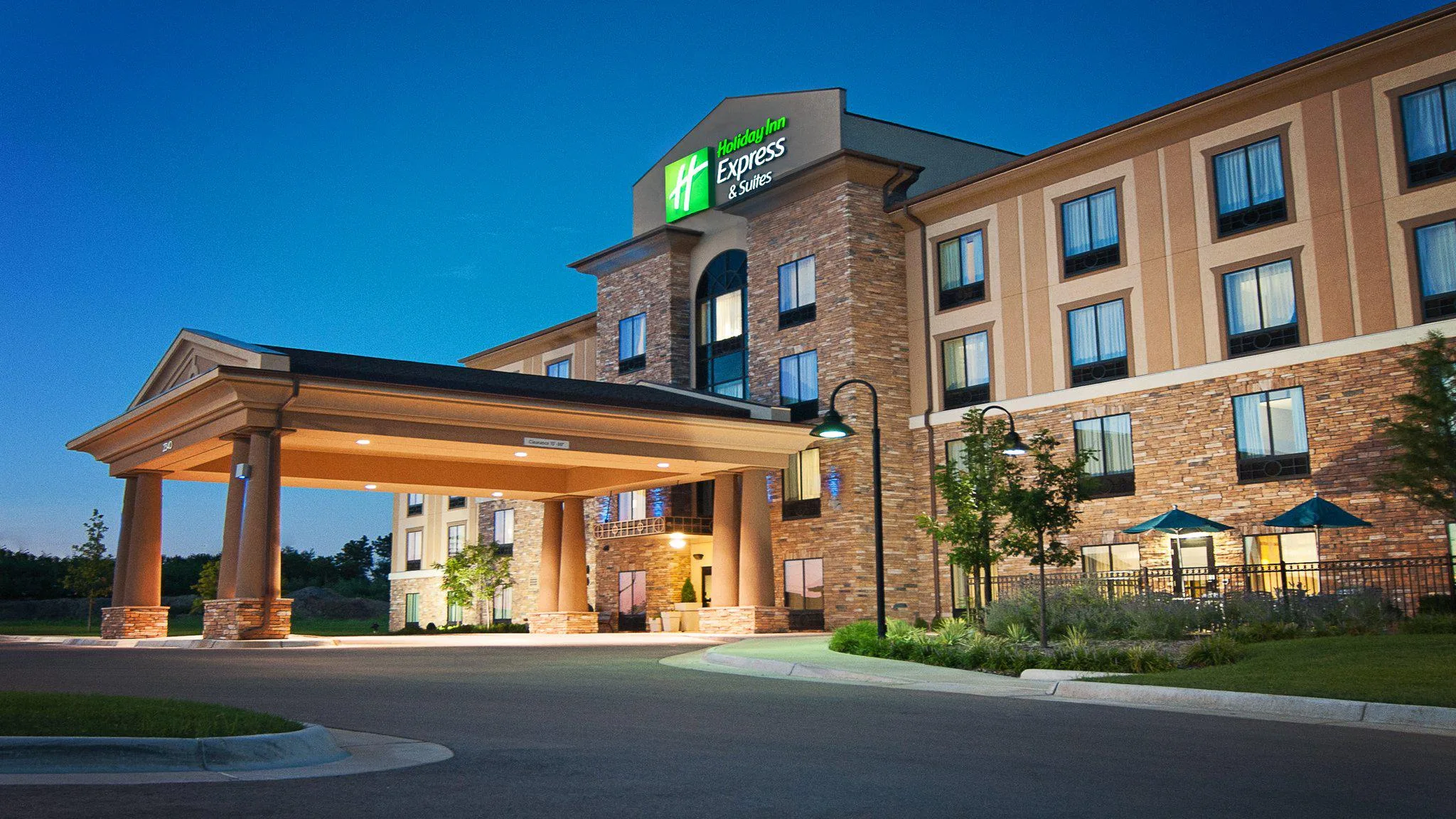 Holiday Inn Express & Suites Wichita Northeast by IHG primary photo