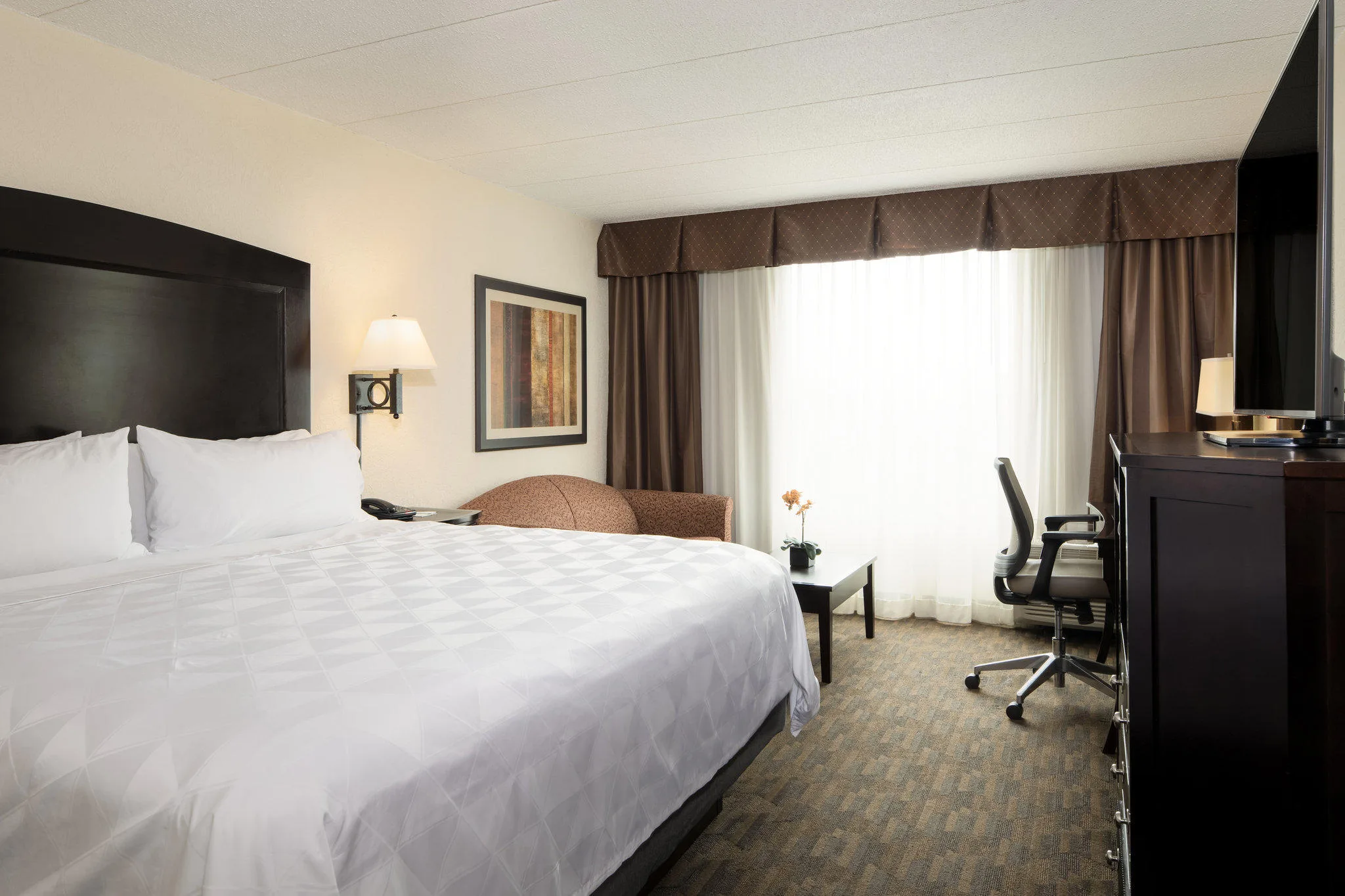 Holiday Inn & Suites Charleston West by IHG gallery image
