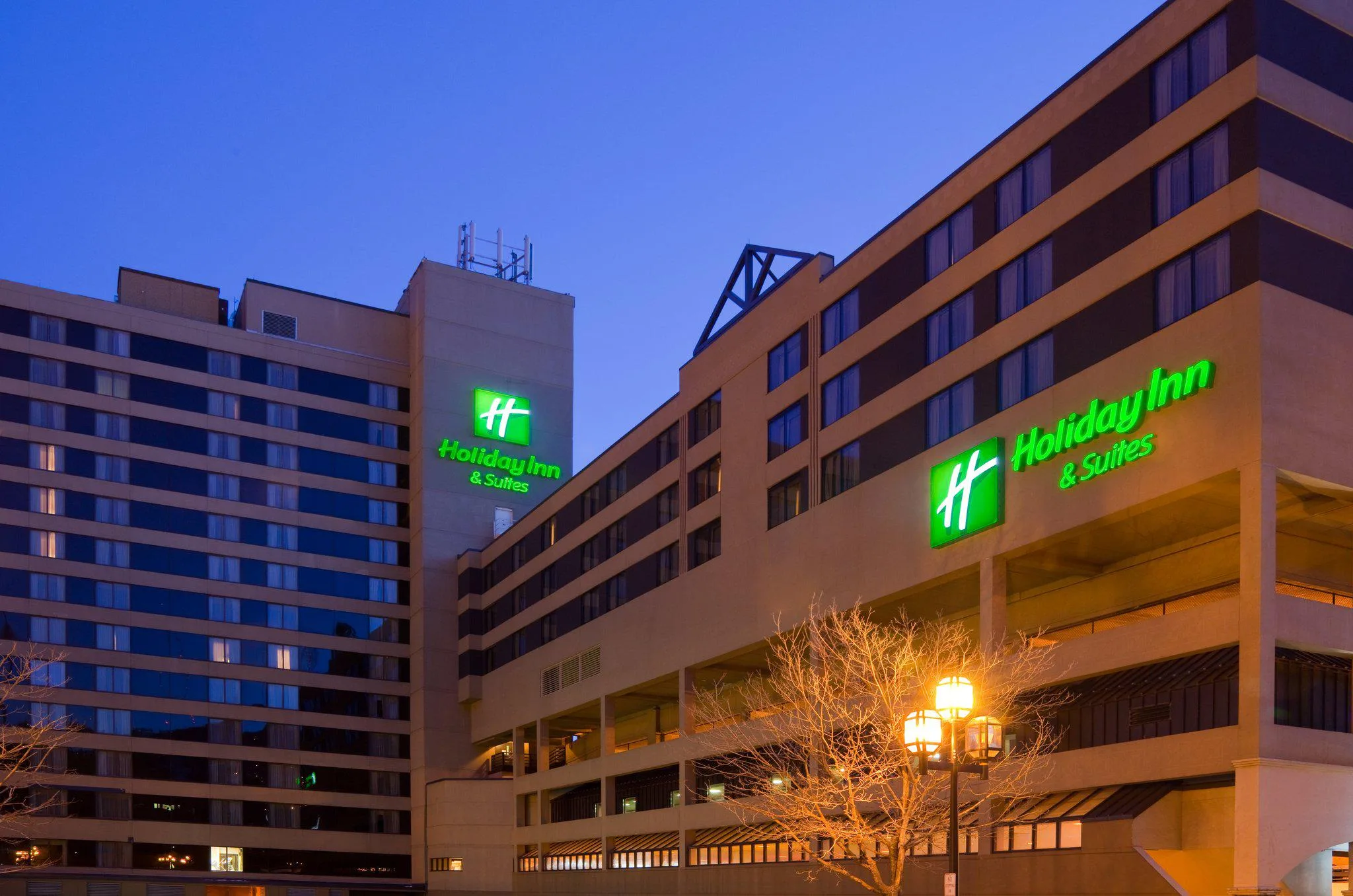 Holiday Inn & Suites Duluth-Downtown by IHG