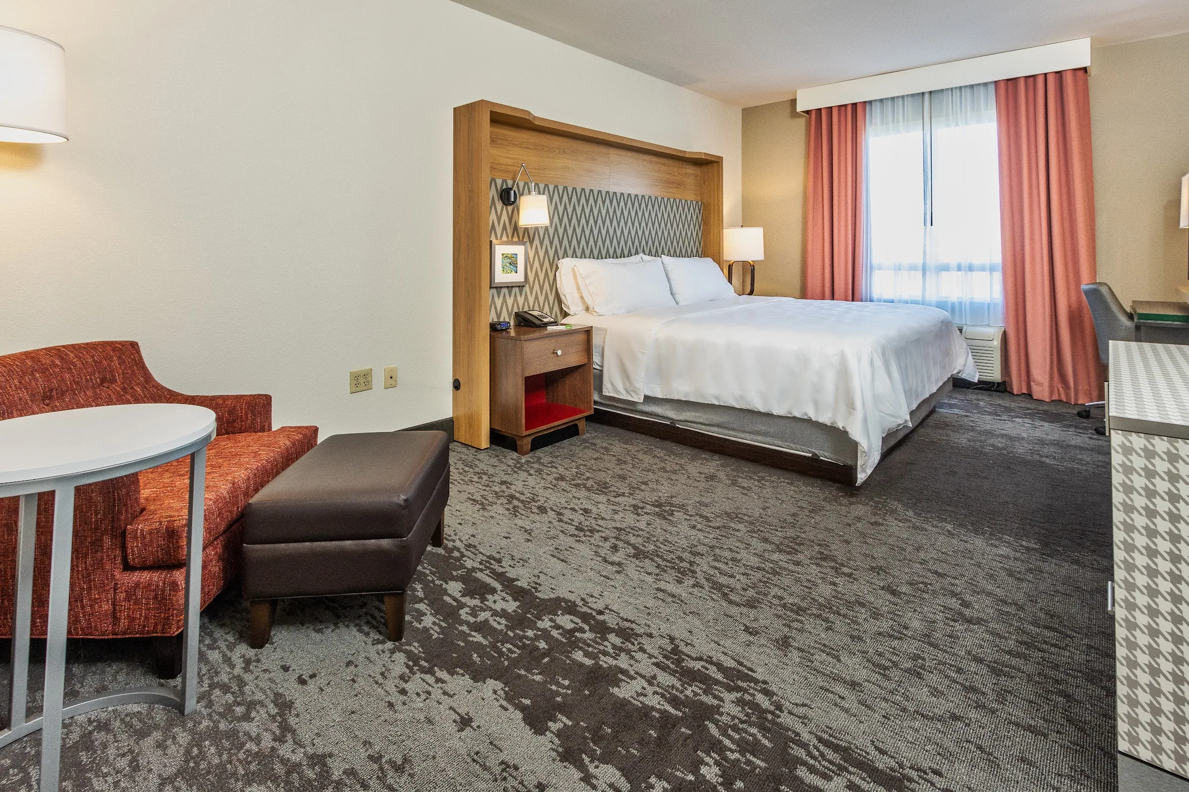 Holiday Inn & Suites Memphis - Wolfchase Galleria by IHG gallery image