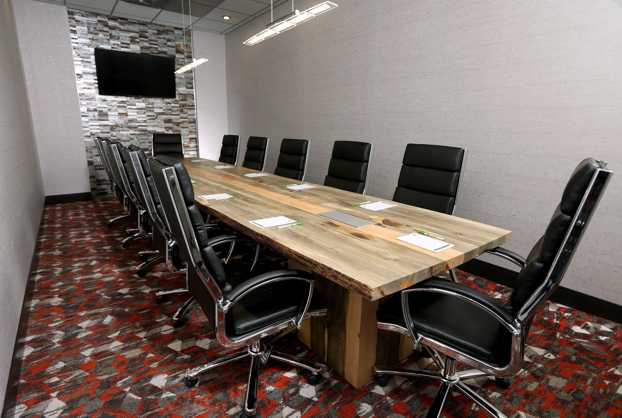 Holiday Inn & Suites Sioux Falls - Airport by IHG gallery image