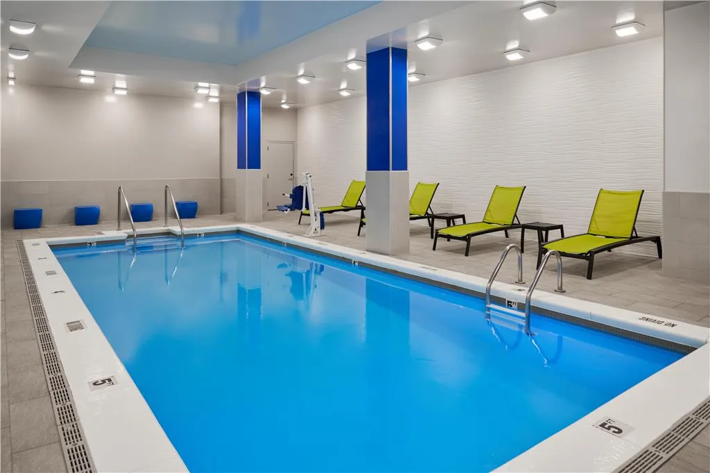 Homewood Suites by Hilton Grand Rapids Downtown gallery image