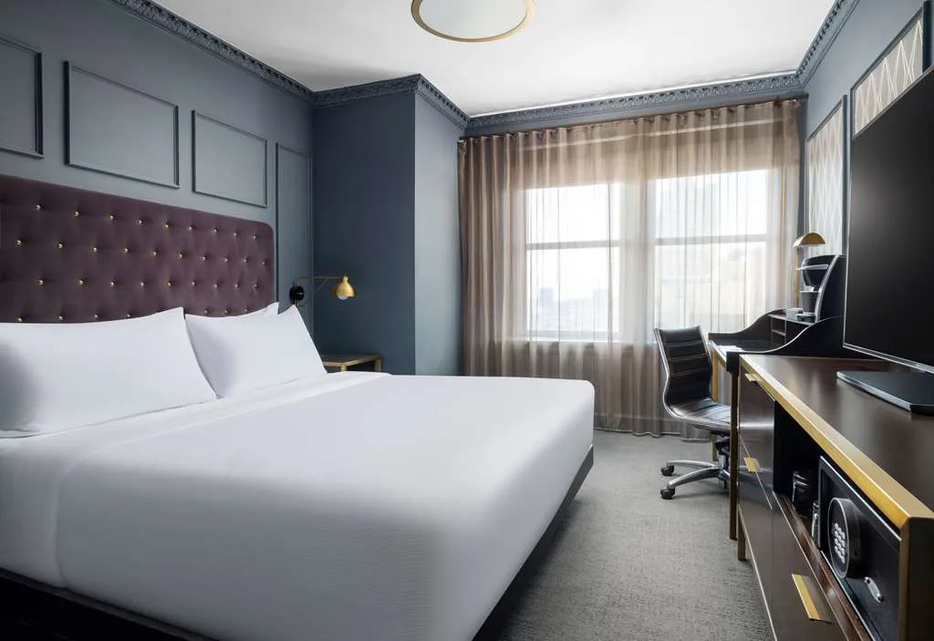 Hotel Phillips Kansas City, Curio Collection by Hilton primary photo