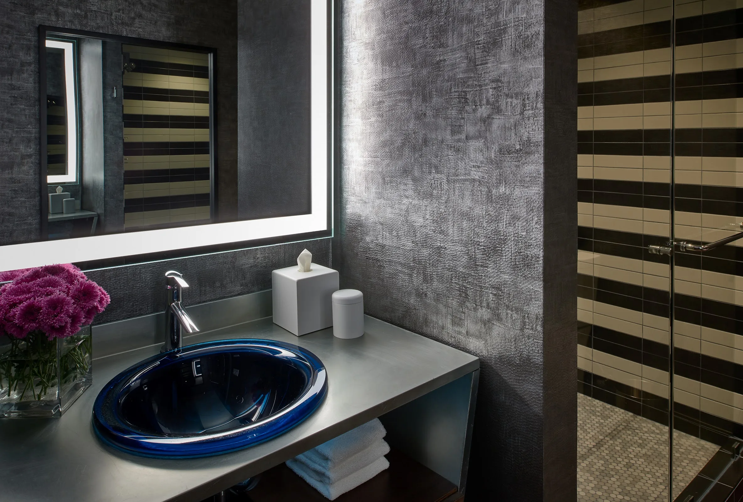 Hotel Zephyr gallery image