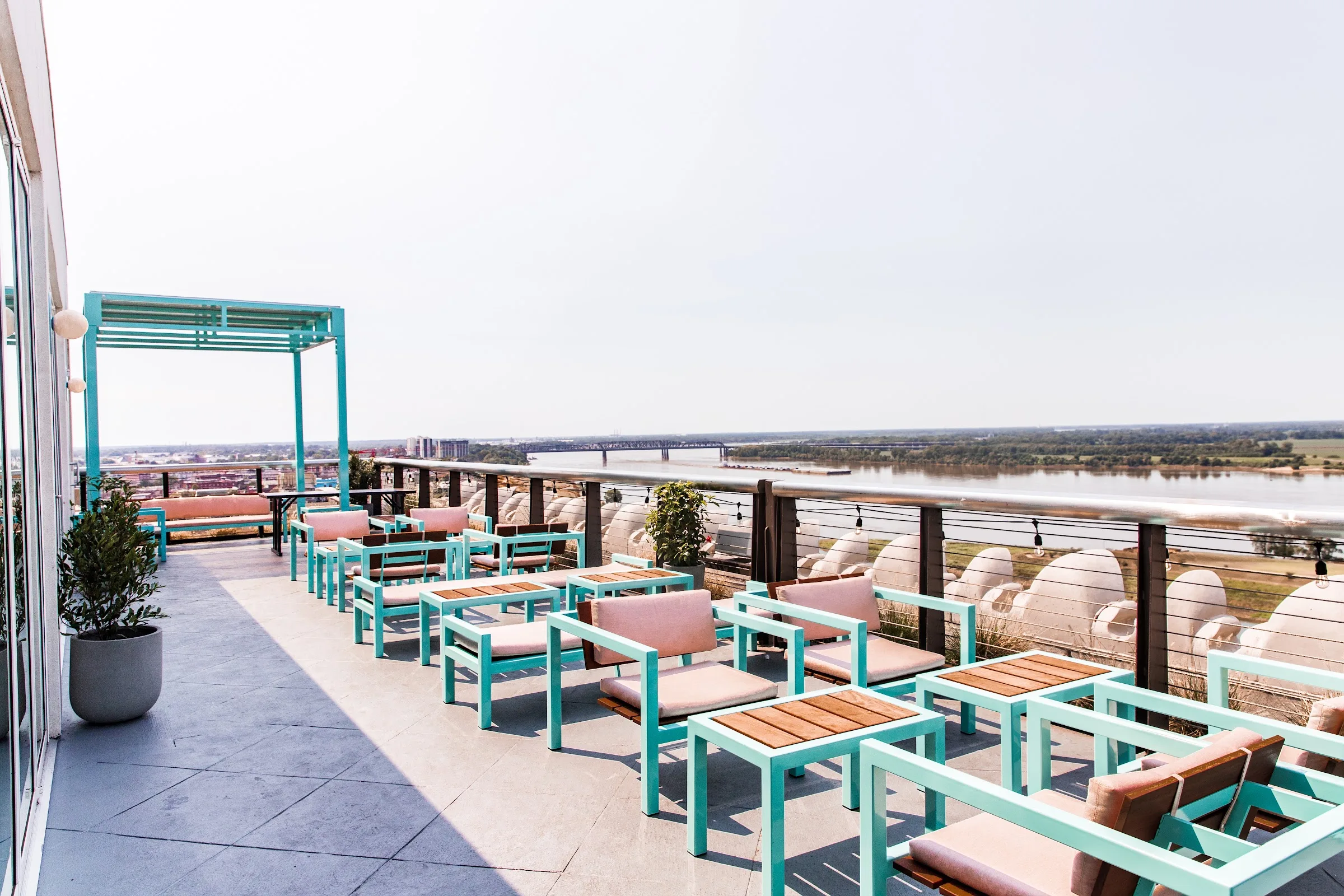 Hu. Hotel primary photo