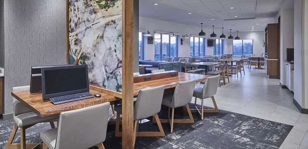 Hyatt Place Eugene / Oakway Center gallery image