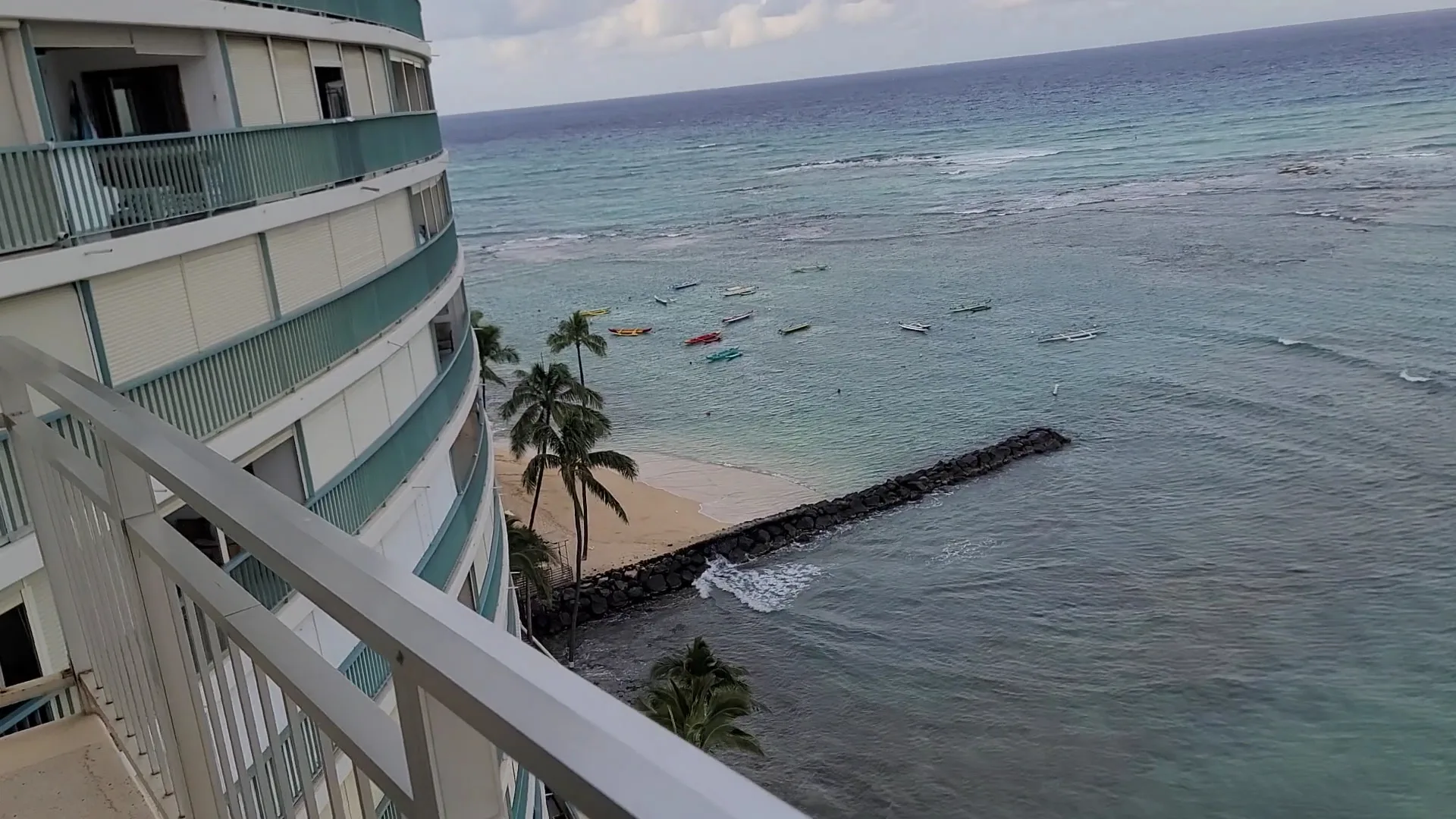 Kaimana Beach Hotel gallery image