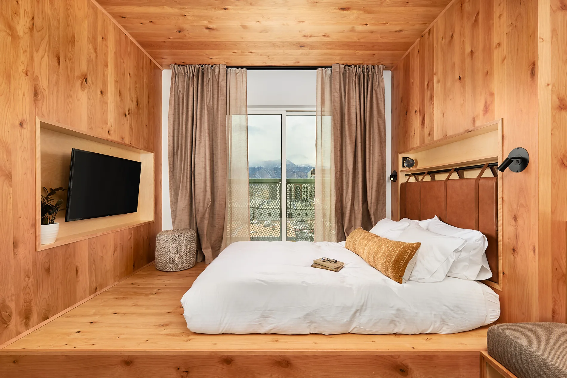 Kinship Landing gallery image