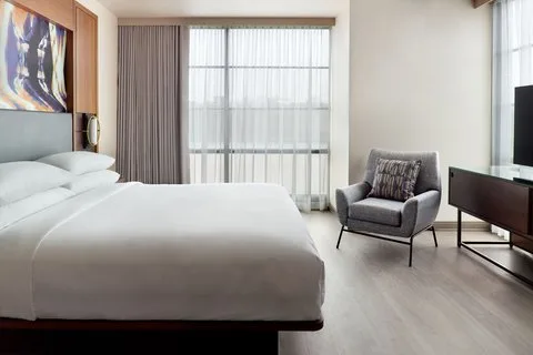 Marriott Knoxville Downtown gallery image