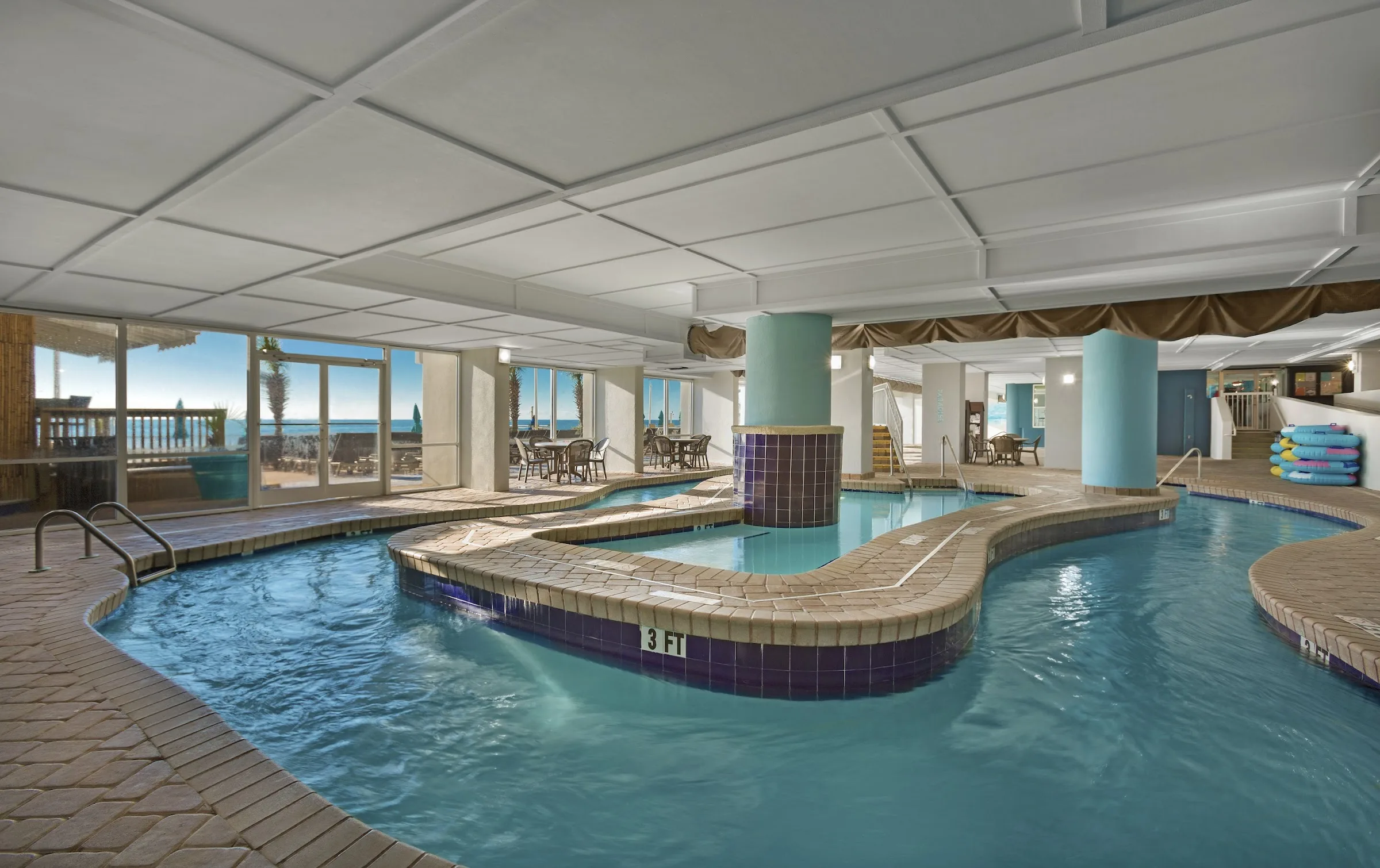 Paradise Resort gallery image