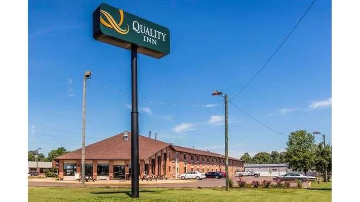 Quality Inn Batesville primary photo