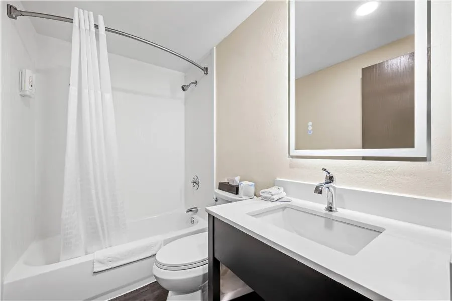 Quality Inn gallery image