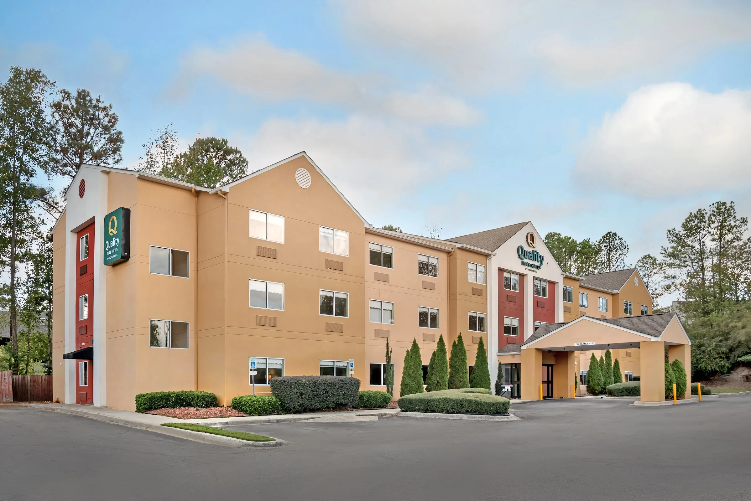 Quality Inn & Suites Birmingham - Highway 280 gallery image