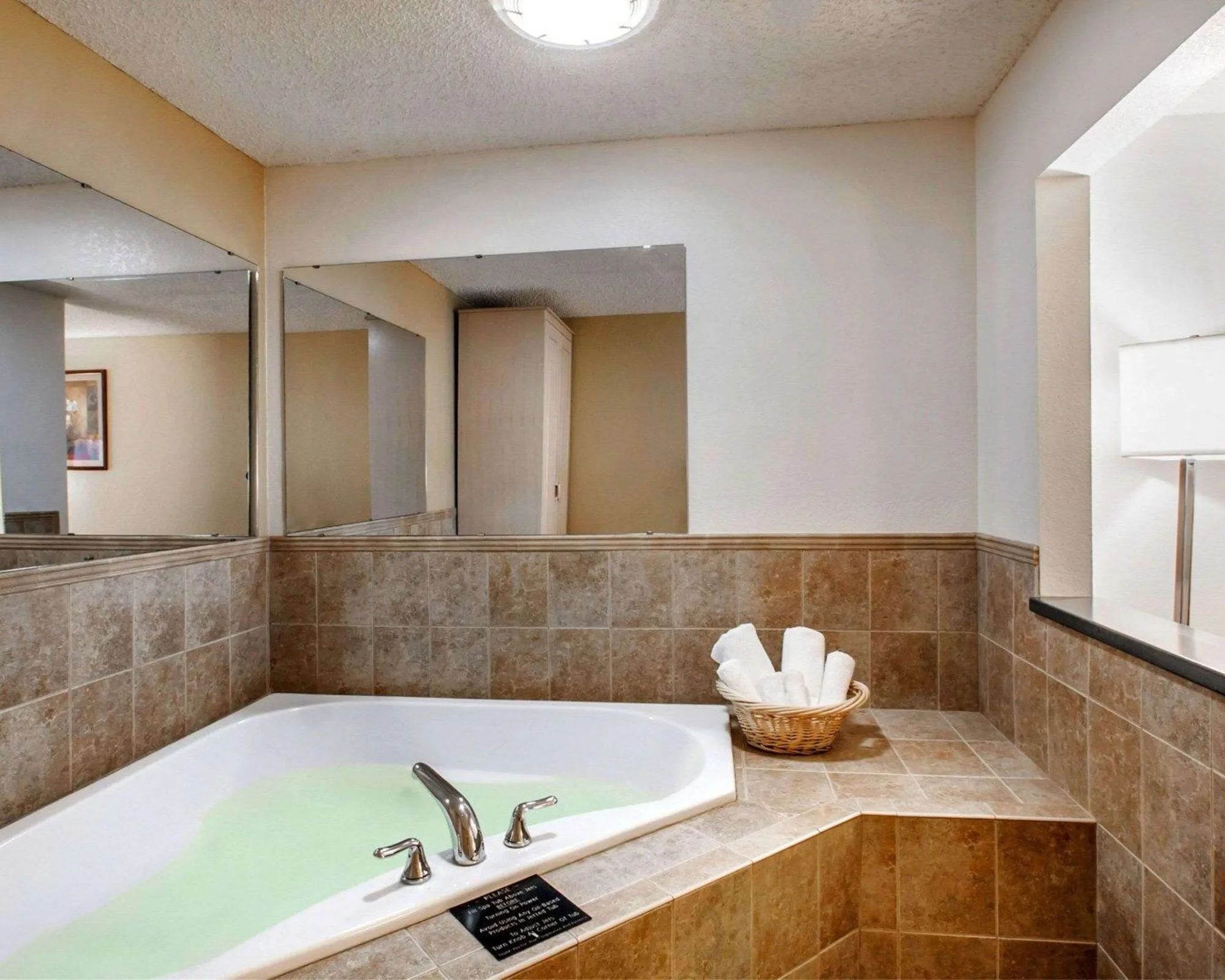 Quality Inn & Suites Springfield - Eugene North gallery image