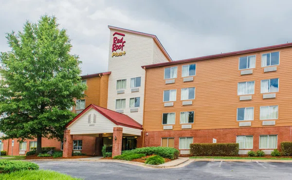 Red Roof PLUS+ Raleigh NCSU - Convention Center primary photo
