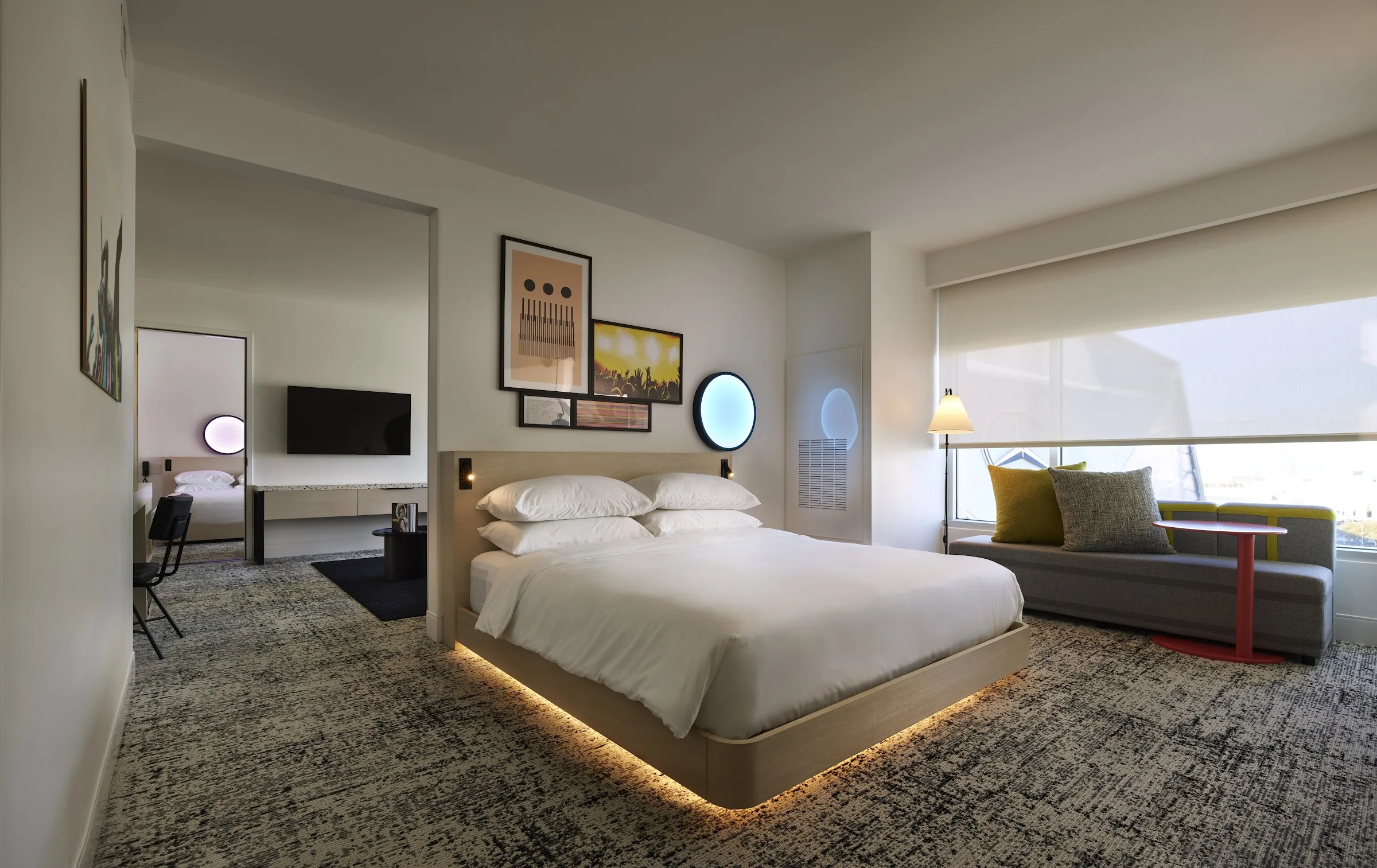 REVERB Downtown Atlanta gallery image