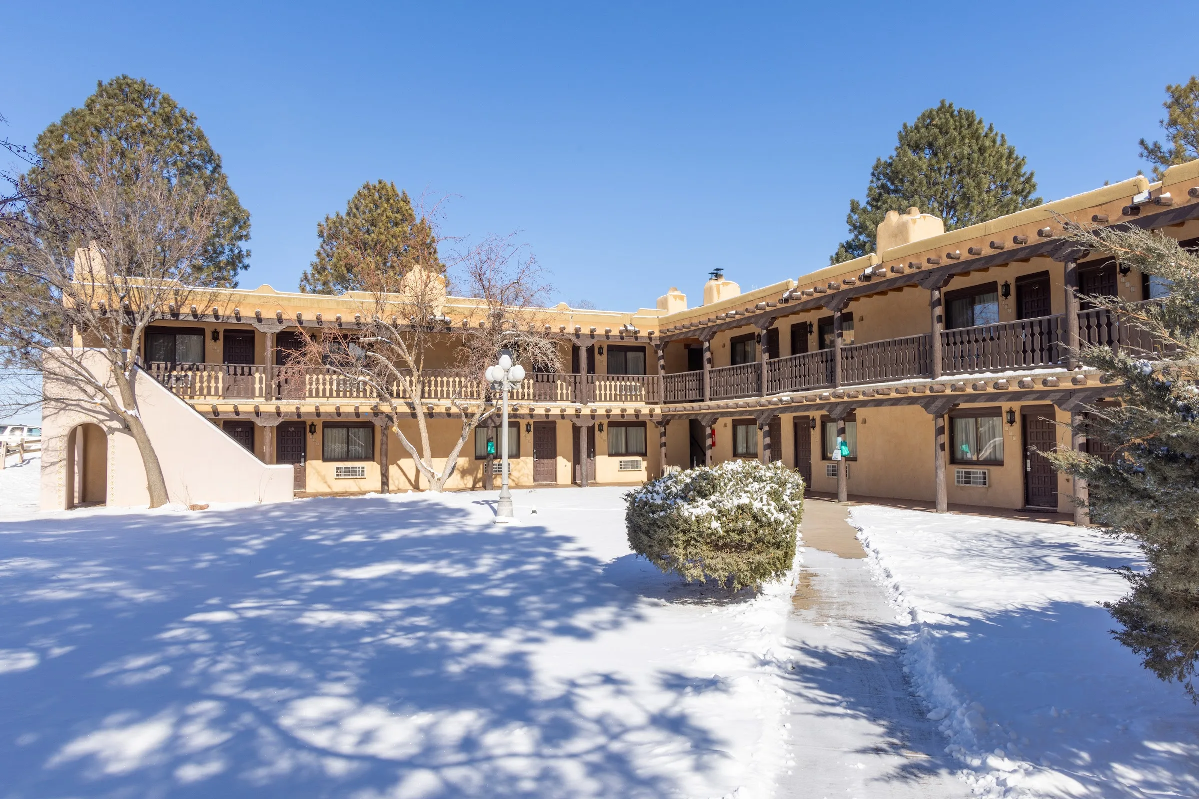 Sagebrush Inn & Suites gallery image