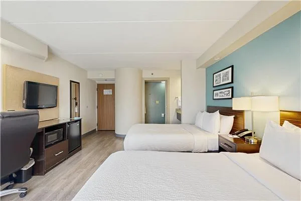 Sleep Inn & Suites Buffalo Airport gallery image