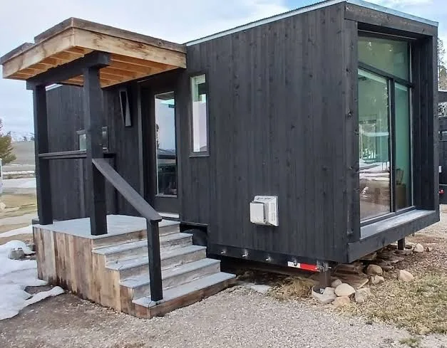 Smiley Creek Lodge gallery image