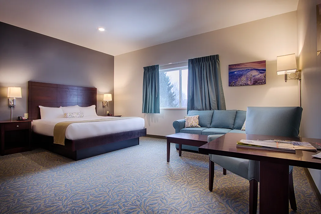 Sun & Ski Inn and Suites gallery image