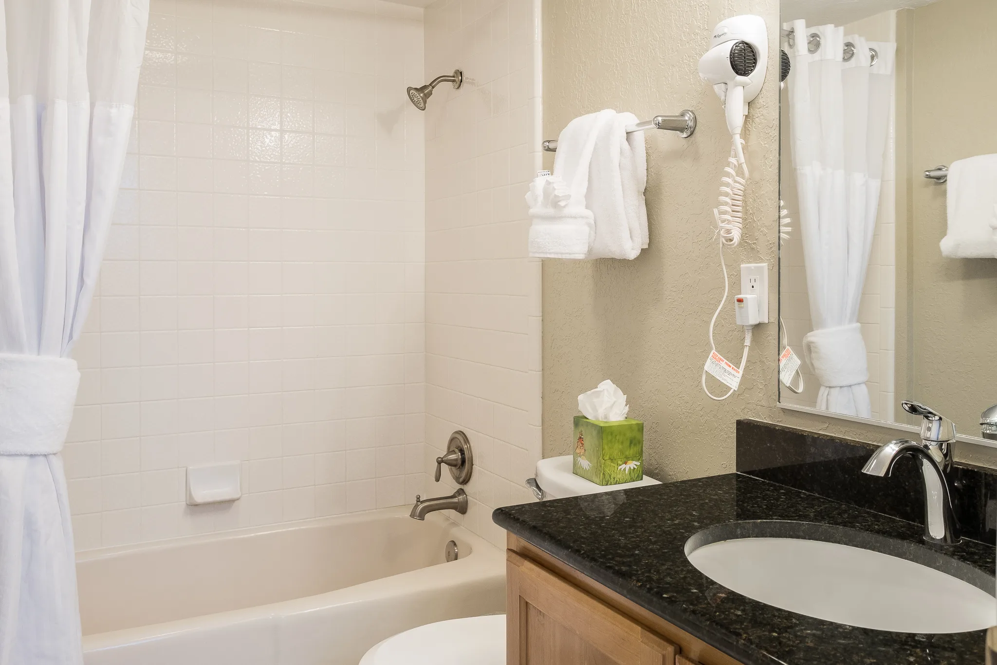 Sweetwater Lift Lodge Resort gallery image