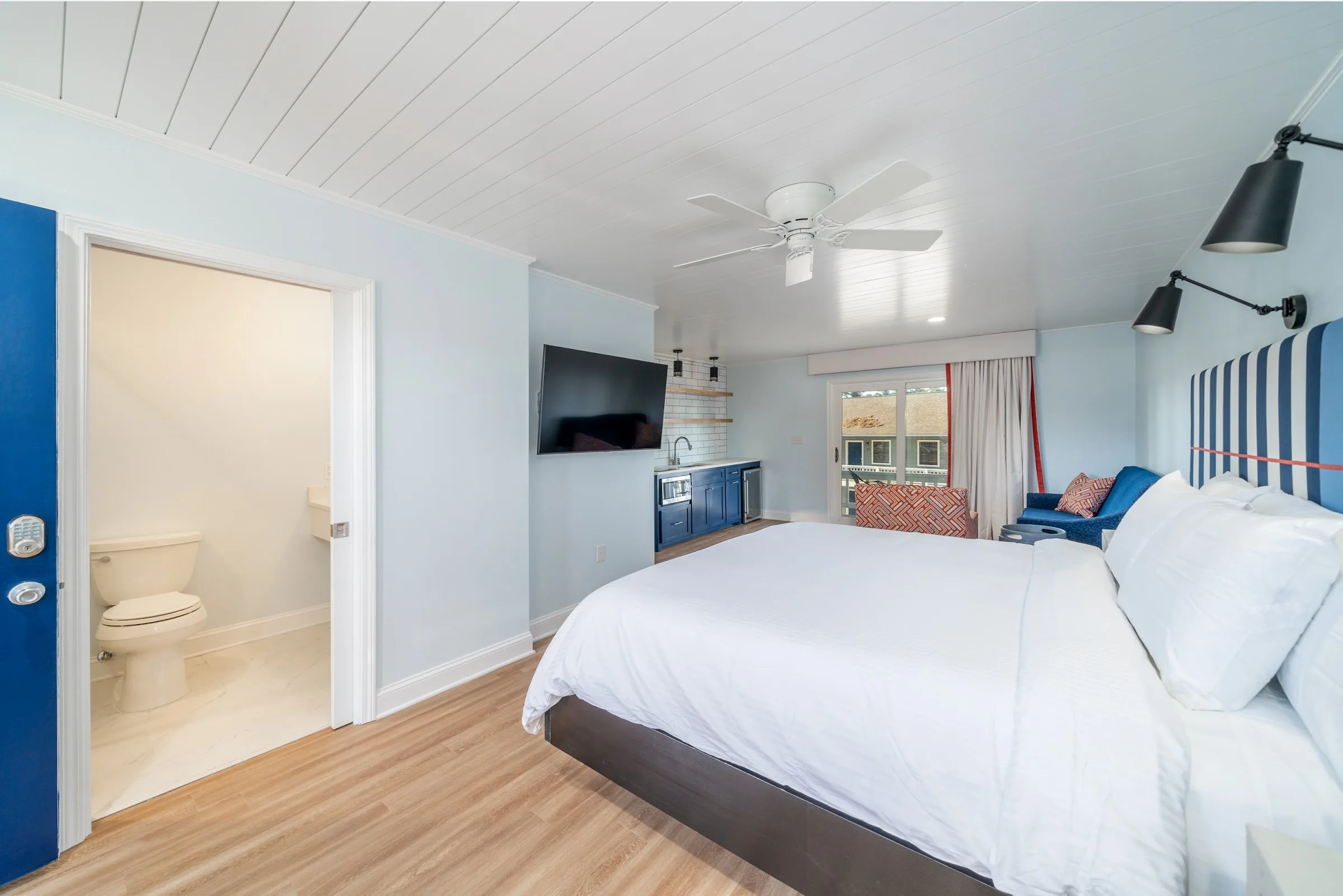 The Hamilton gallery image