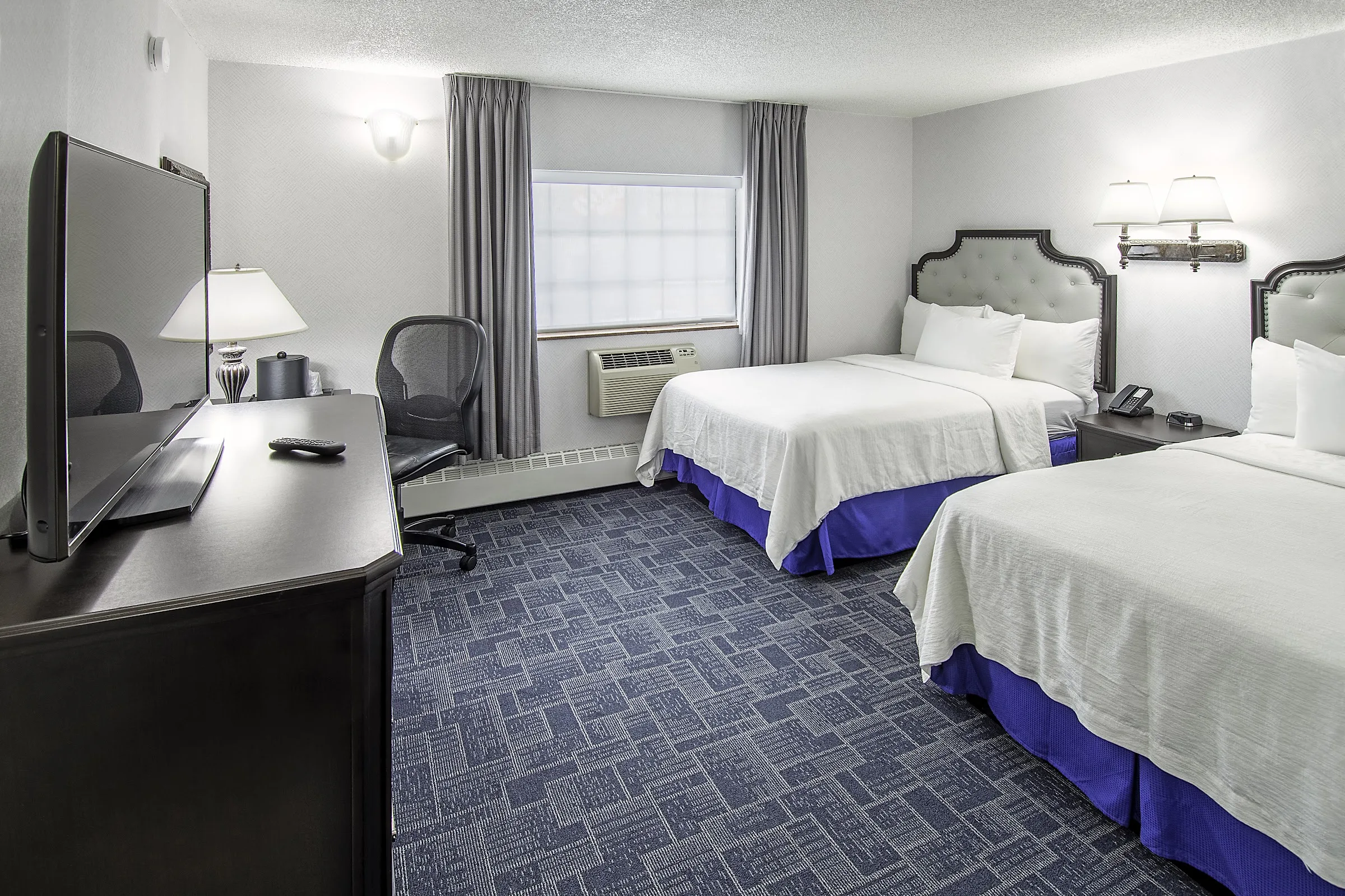 The Holland Hotel gallery image