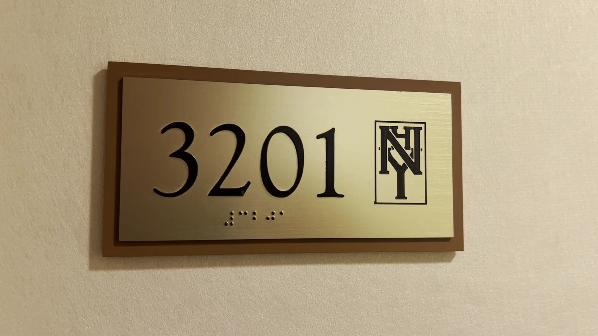 The New Yorker by Lotte Hotels gallery image