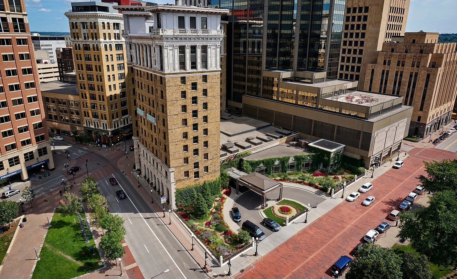 The Saint Paul Hotel primary photo