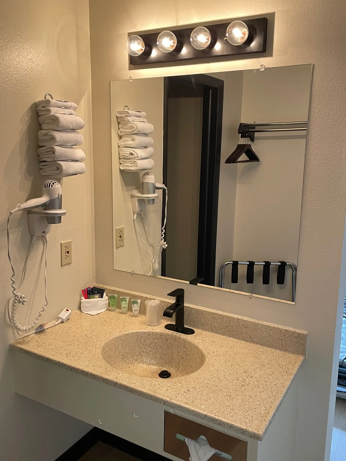 The Scout INN gallery image