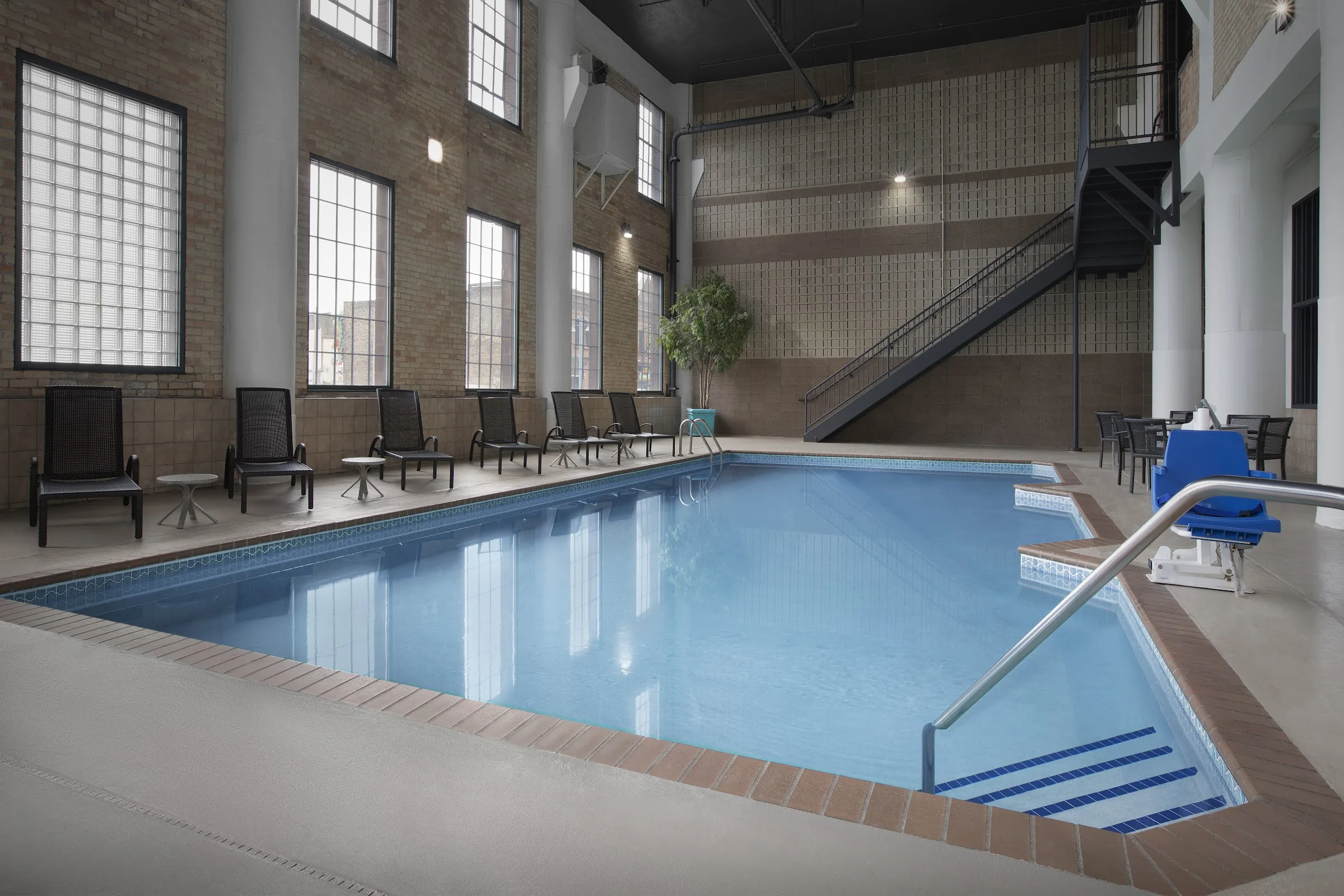 The Suites Hotel at Waterfront Plaza gallery image