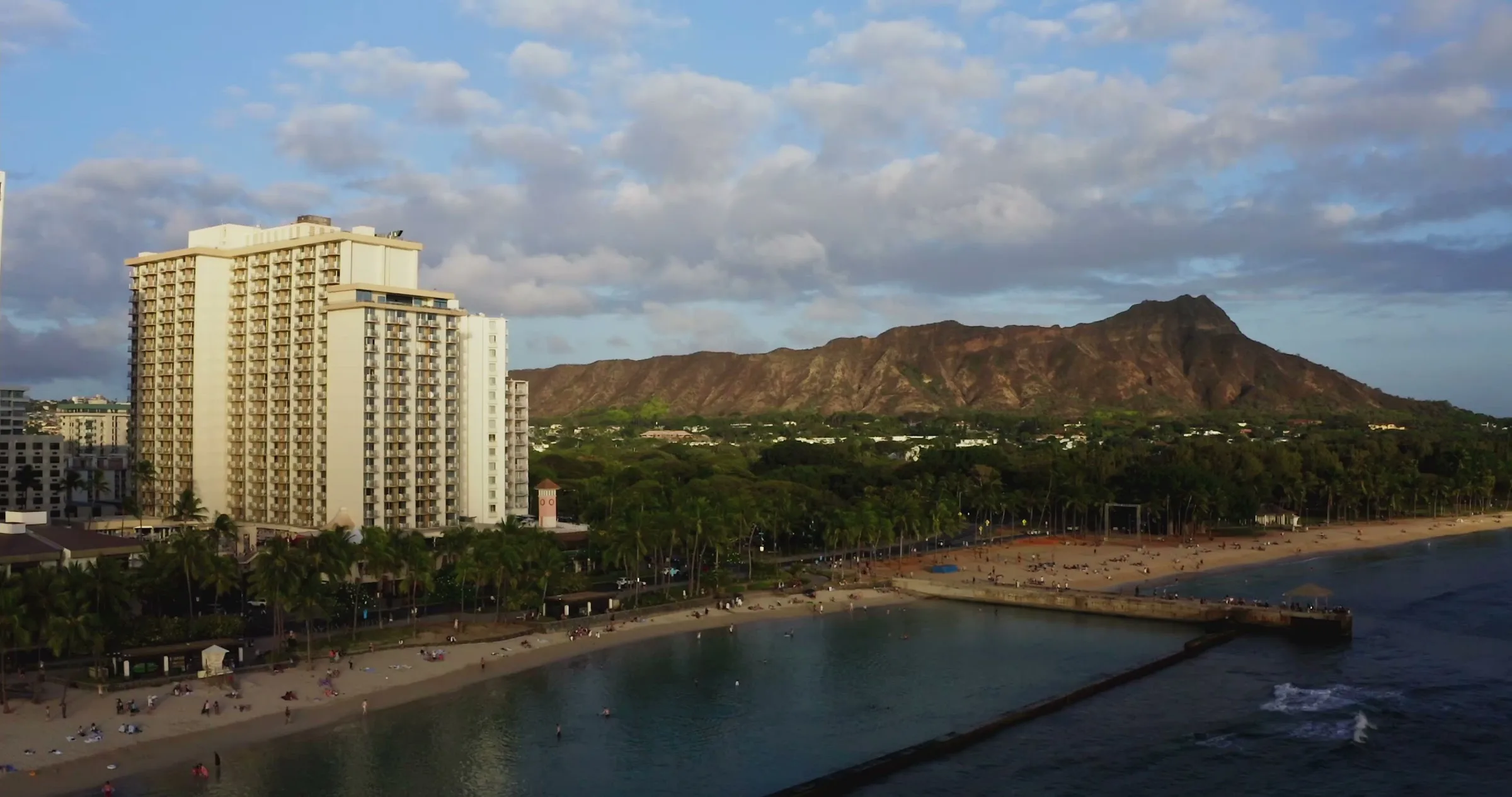 The Twin Fin Hotel gallery image