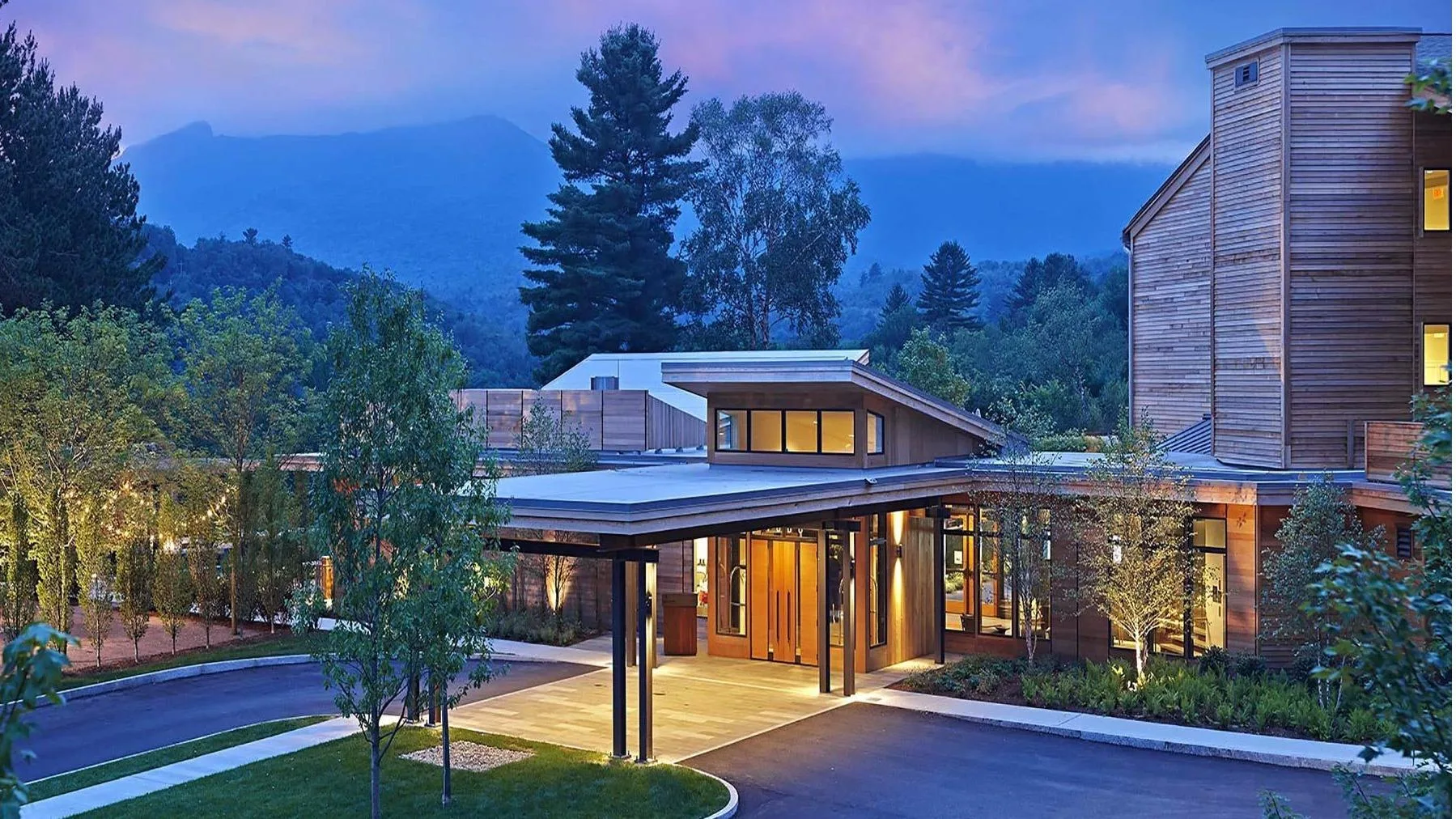 Topnotch Resort primary photo