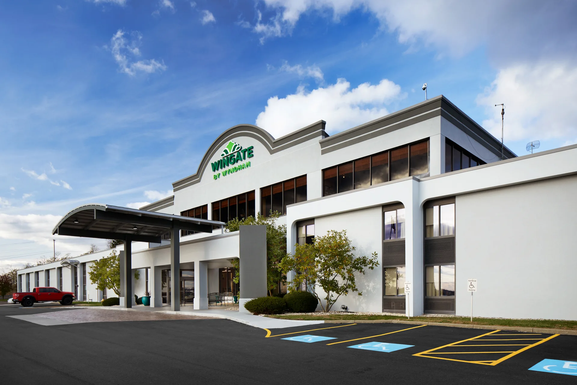 Wingate by Wyndham St. Clairsville / Wheeling primary photo