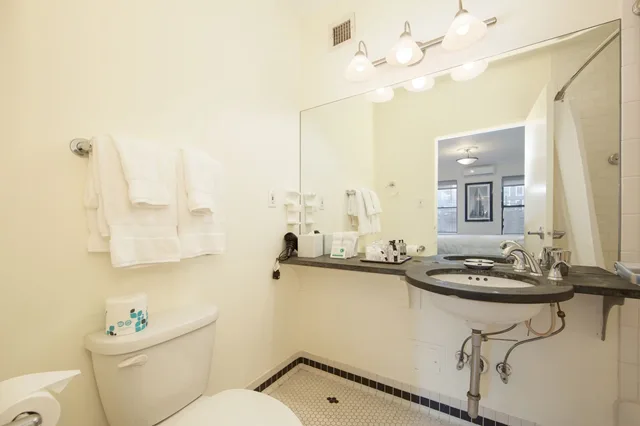 414 Hotel New York Times Square gallery image