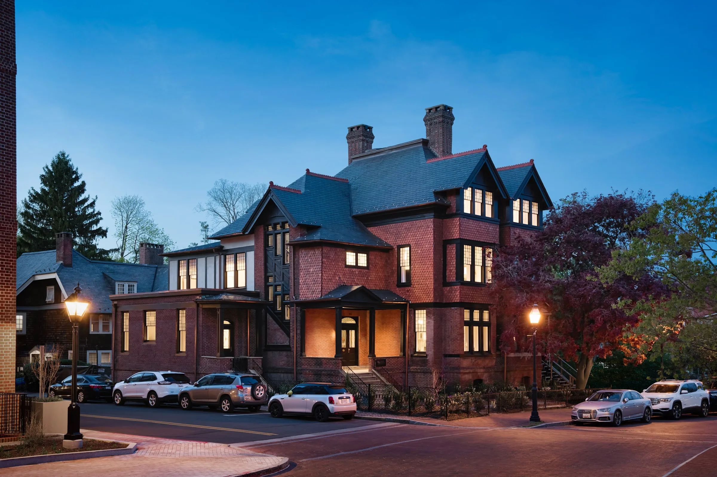 86 State Circle - Luxury Boutique Hotel primary photo