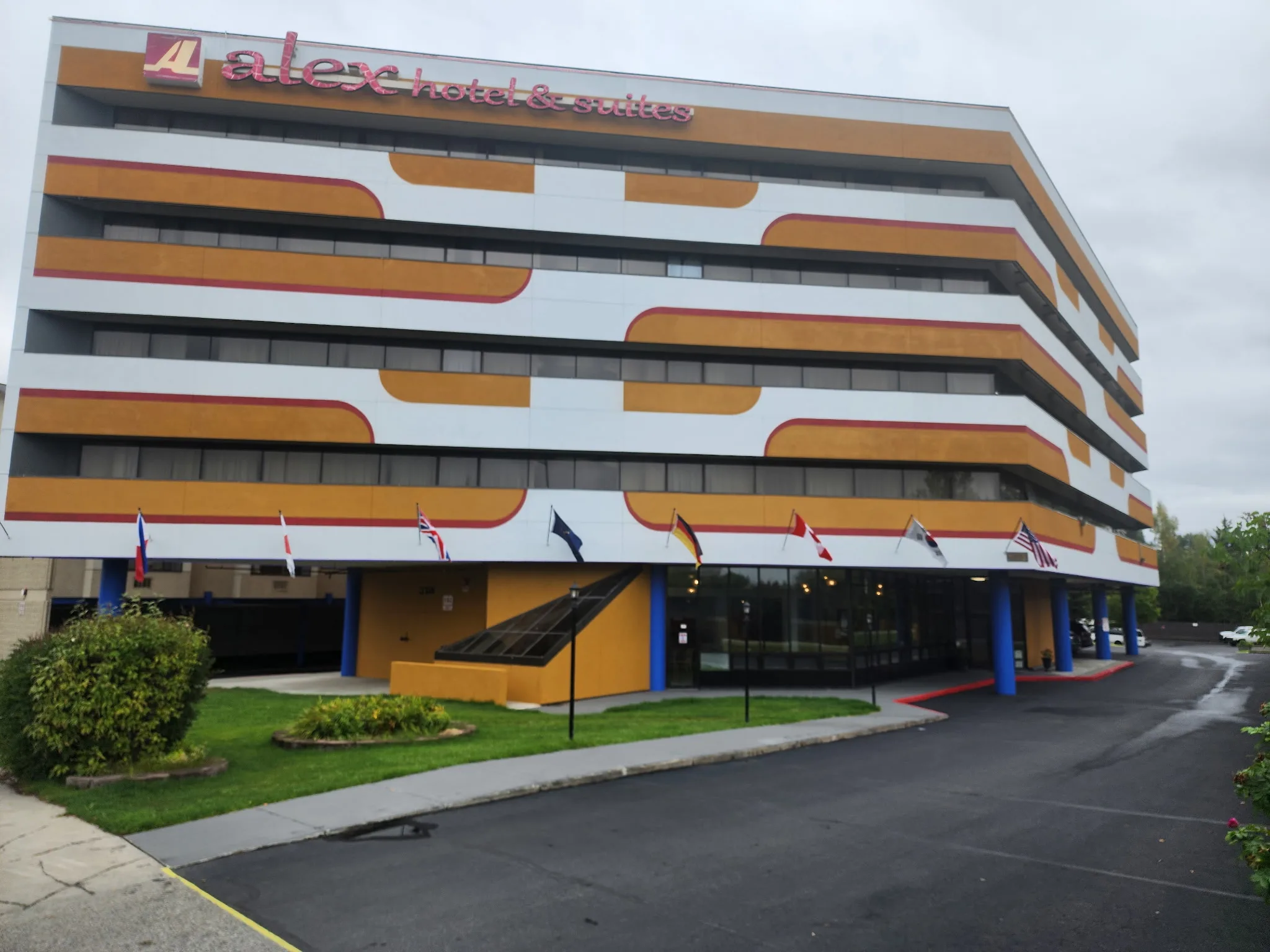 Alex Hotel & Suites Anchorage Airport gallery image