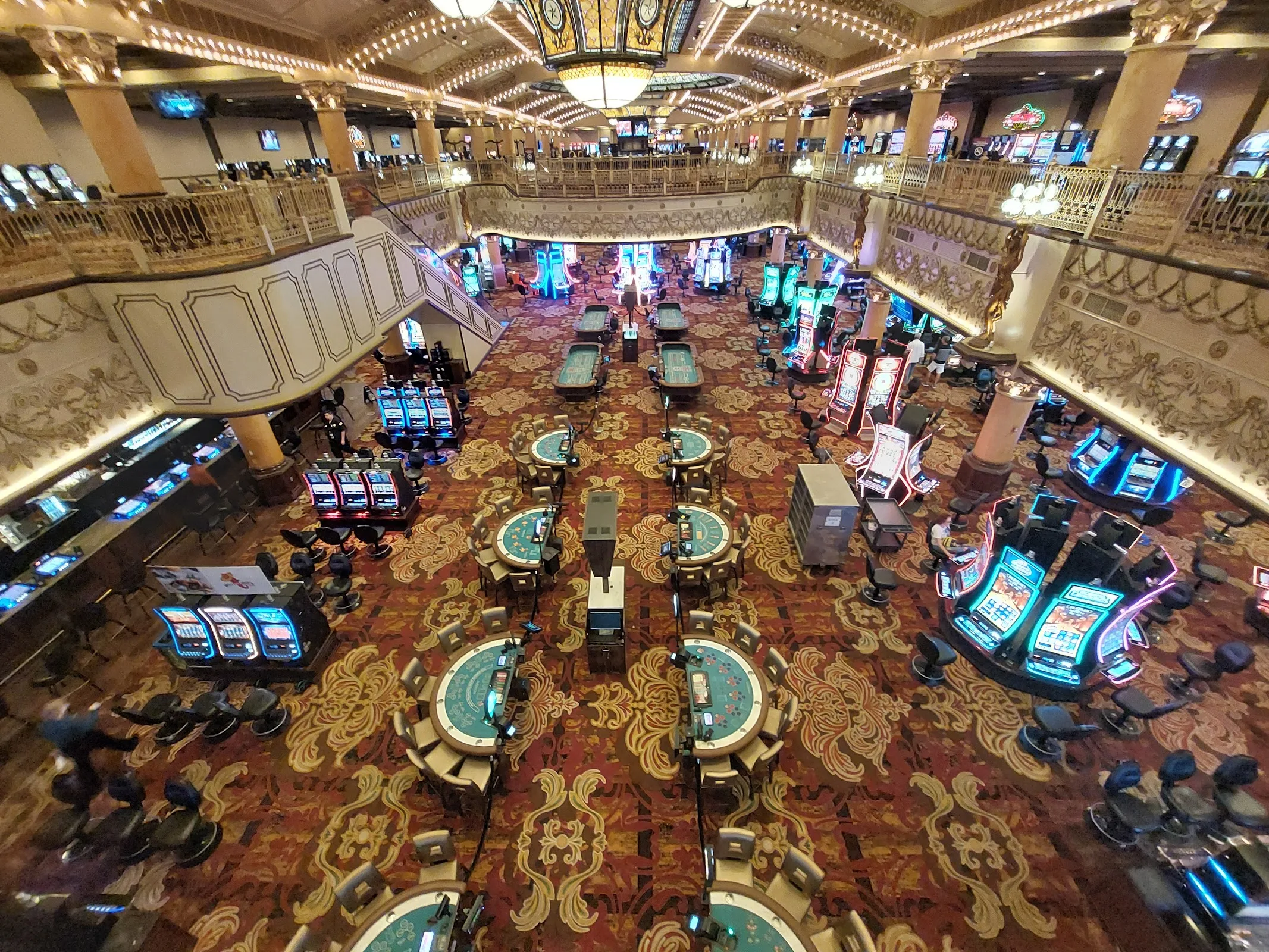 Ameristar Casino Hotel Kansas City gallery image