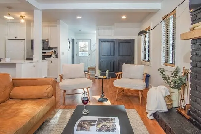 Andora Villa Condominiums gallery image